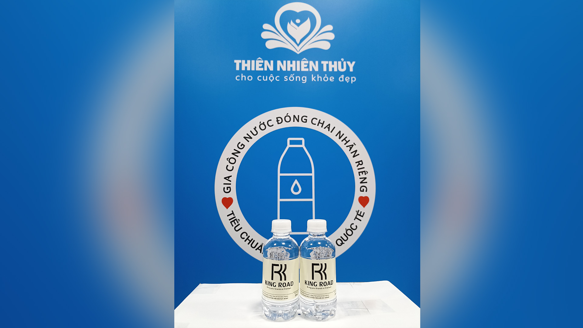 King Road Sử Dụng Nước Logo Riêng: Case Study Marketing Thành Công Của Công Ty Công Nghệ