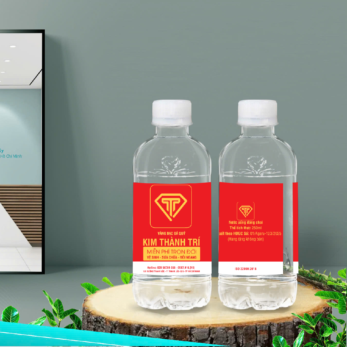 Gia công nước đóng chai 250ml - Kim Thanh Trí